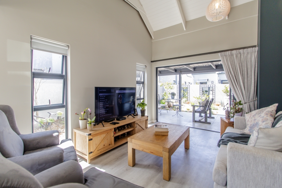 3 Bedroom Property for Sale in Aan de Wijnlanden Western Cape